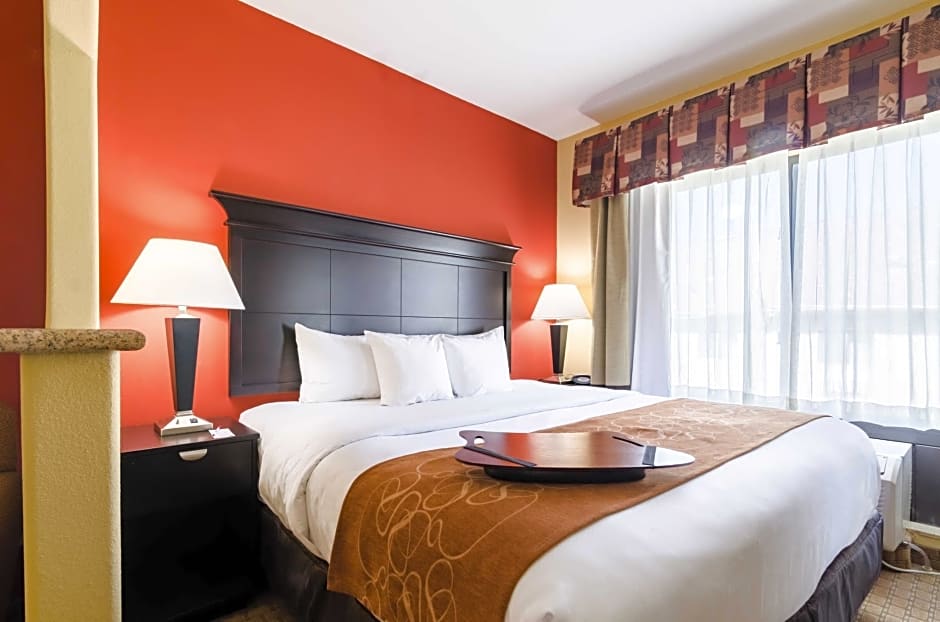  Comfort Suites Salina South