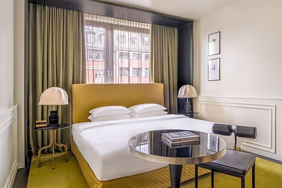 Roomers Munich, Autograph Collection by Marriott
