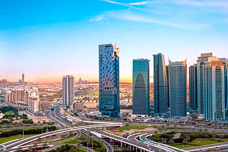 Taj Jumeirah Lakes Towers