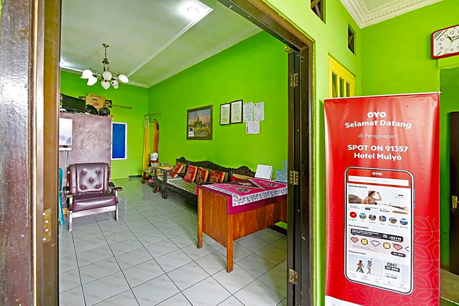 SPOT ON 91357 Hotel Mulyo