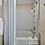 Comfort Suites Paradise Island