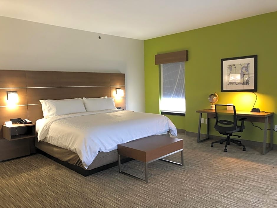 Holiday Inn Express Hotel & Suites Franklin