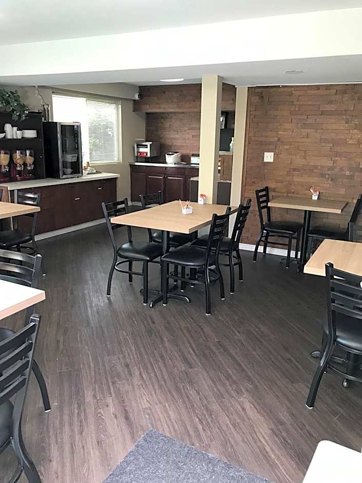 Recreation Inn and Suites Kelowna