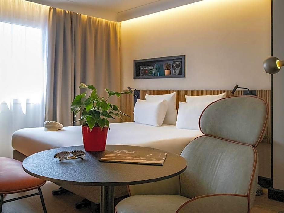 Novotel Nice Arenas Airport Hotel