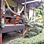 Jungle Hut Bungalows & Hotel