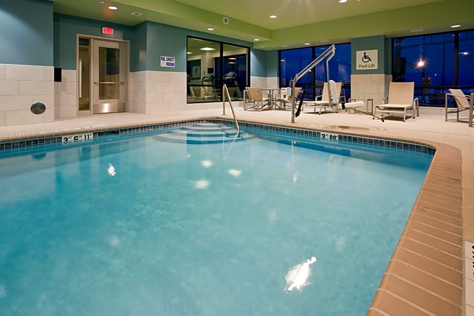 Holiday Inn Express Roseville-St. Paul By IHG