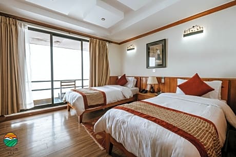 Deluxe Double or Twin Room with Mountain View, 10% Discount on Food