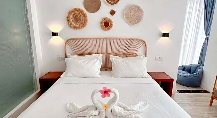 FUN HOTEL