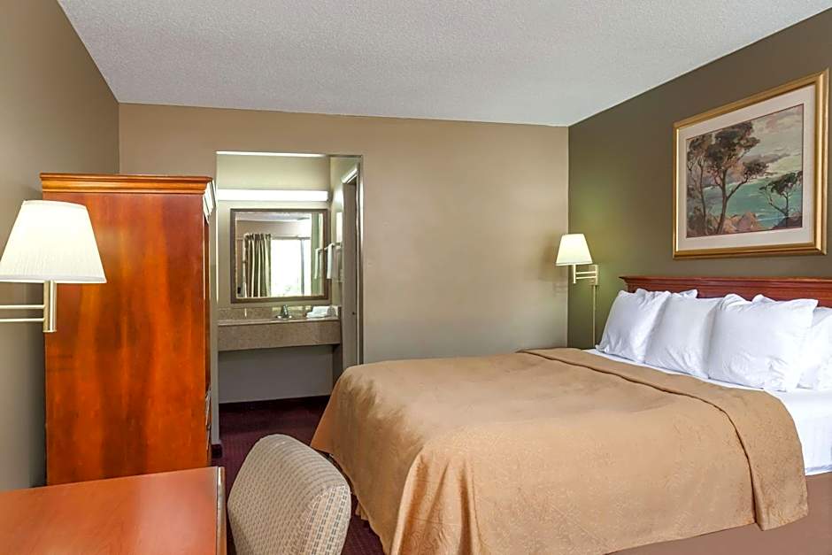 Knights Inn Lebanon