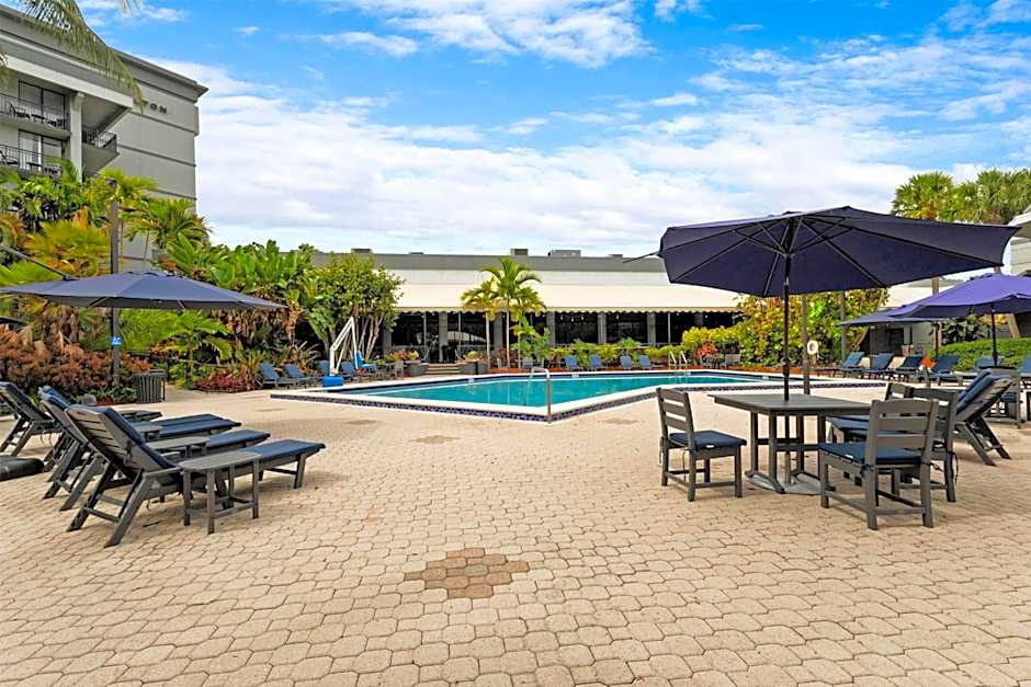 DoubleTree Hilton Hotel Exec Meeting Center Palm Beach Gardens