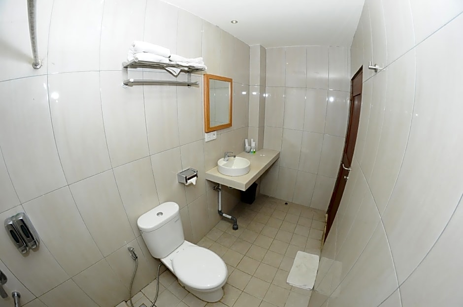 Tanjung Karang Hotel