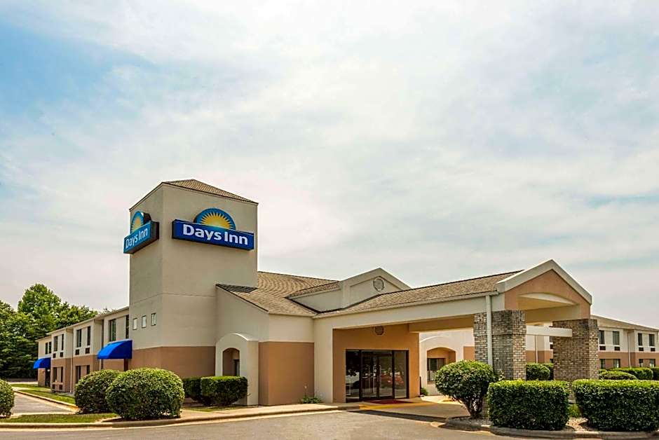 Days Inn by Wyndham Yadkinville