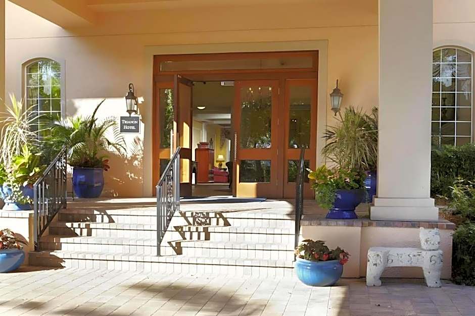 The Capri Inn