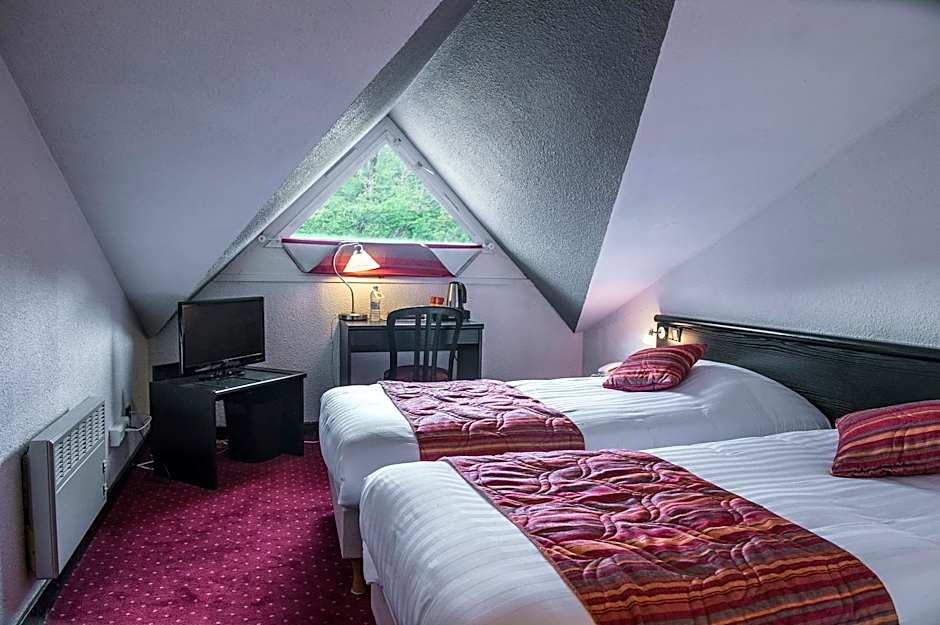 Photo 1 of 5 of Attic 2 Beds