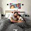 Zeta Rooms