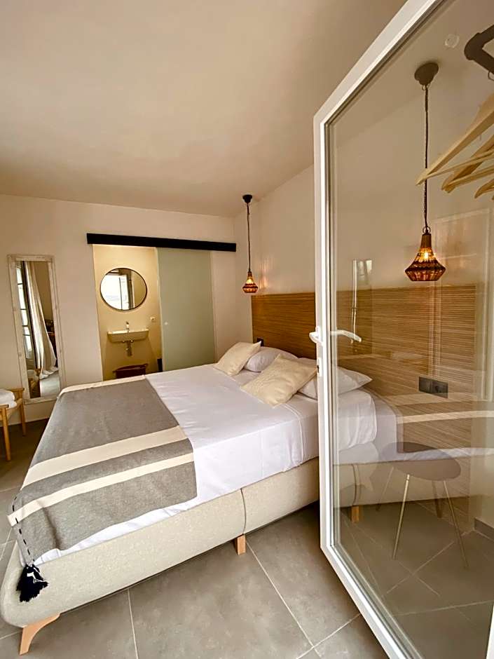 VICTORIA - by Ático73