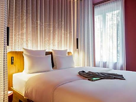 TRIBE Extra Room
