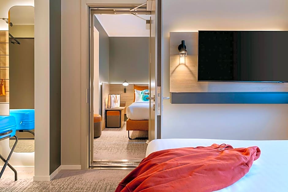 Moxy by Marriott Berlin Ostbahnhof