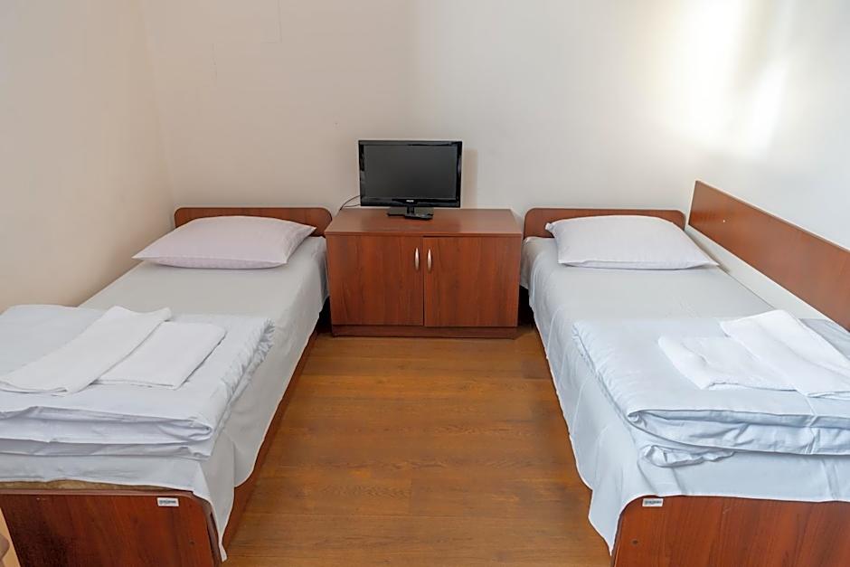 Centrum Edukacyjno-Rozwojowe Wrocław Pawłowice - bezpłatny parking