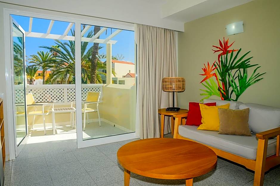 Hotel LIVVO Koala Garden