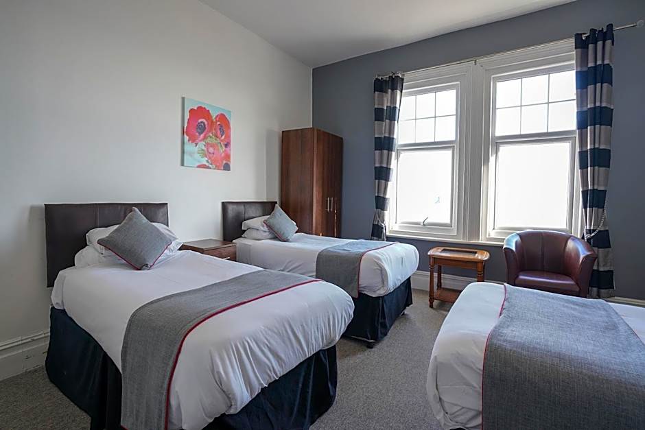 OYO Shanklin Beach Hotel