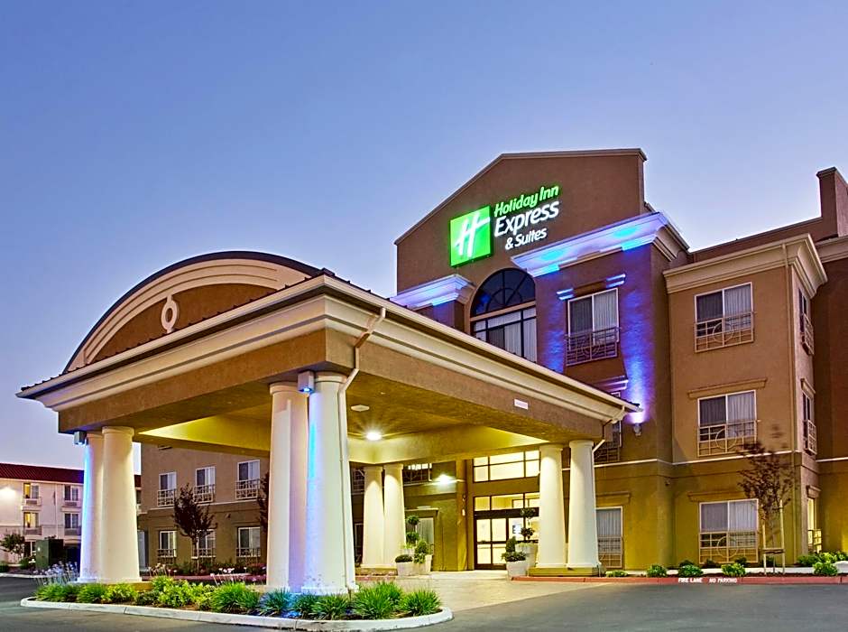 Holiday Inn Express Salinas By IHG