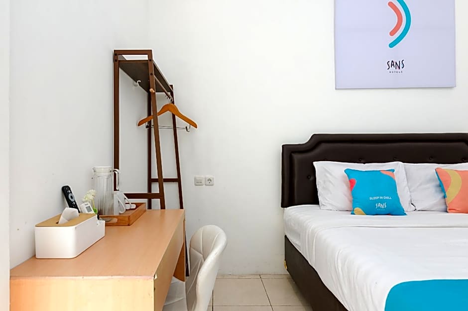 Sans Hotel La Vida Malang