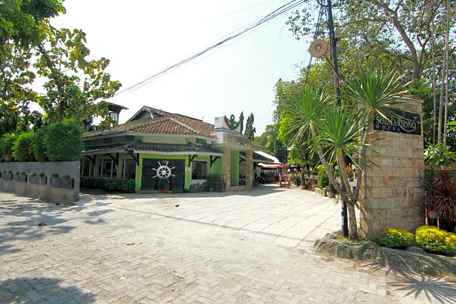 The Soemarsono Hotel by ZUZU