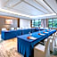 Yuexiu Hotel Guangzhou, Curio Collection by Hilton