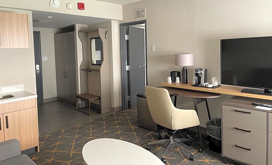 Holiday Inn Hotel & Suites Chicago - Downtown by IHG