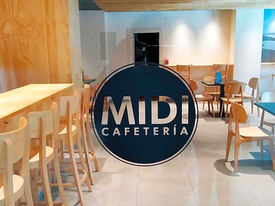 Apartamentos Midi 3000