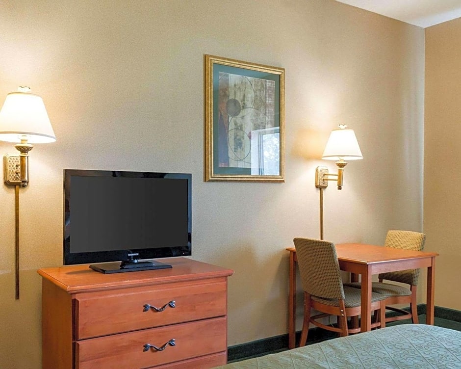 Quality Inn Brookings-University