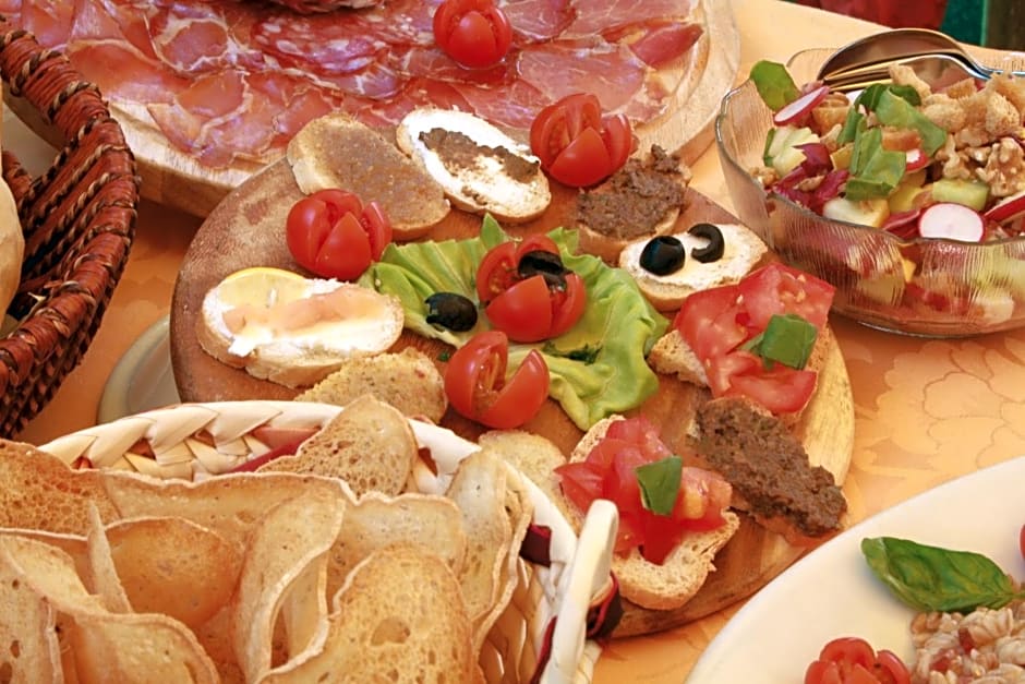 Hotel Ristorante Il Pino