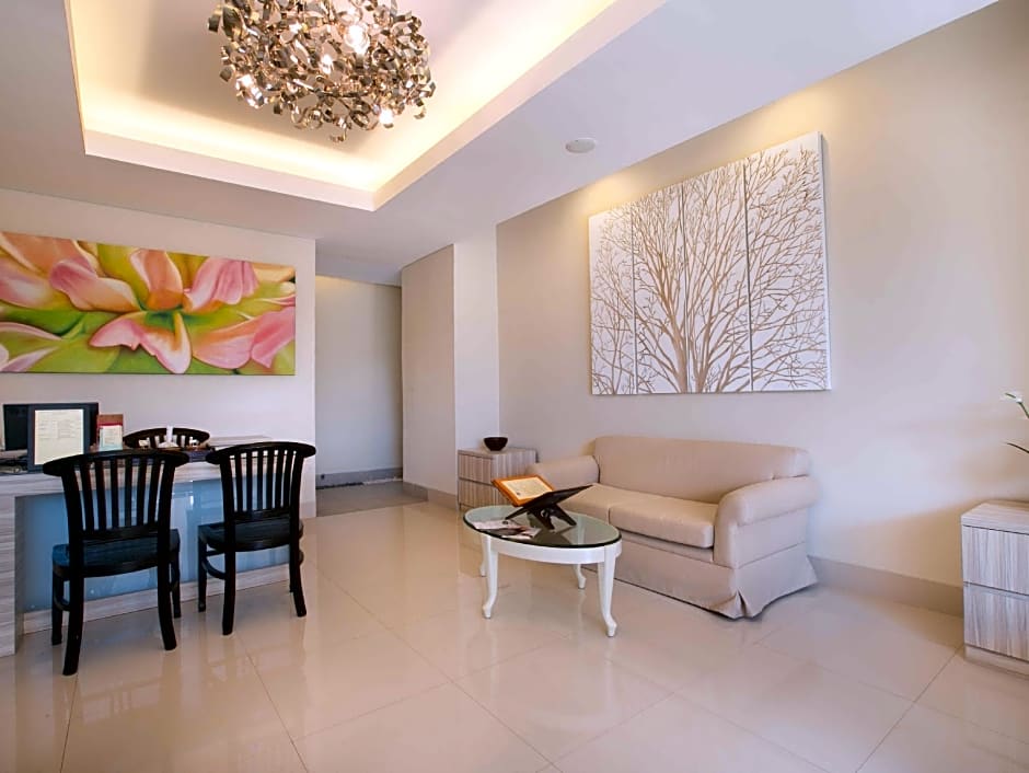 Legian Paradiso Hotel