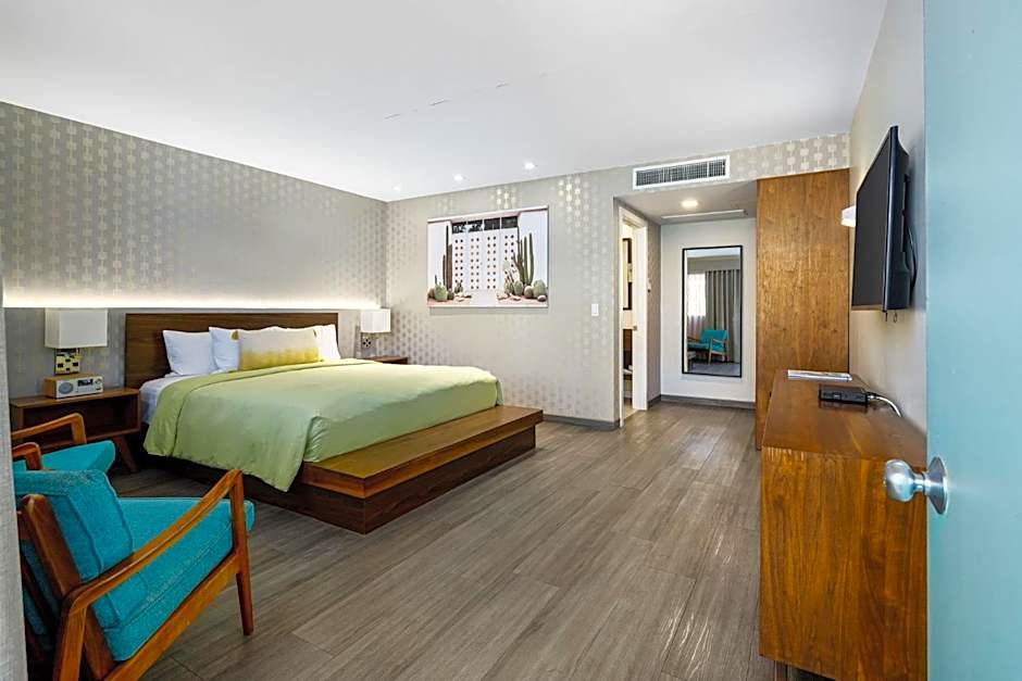 Skylark Hotel