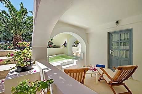 Studio with Outdoor Spa Bath