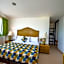 Hotel Embajadores