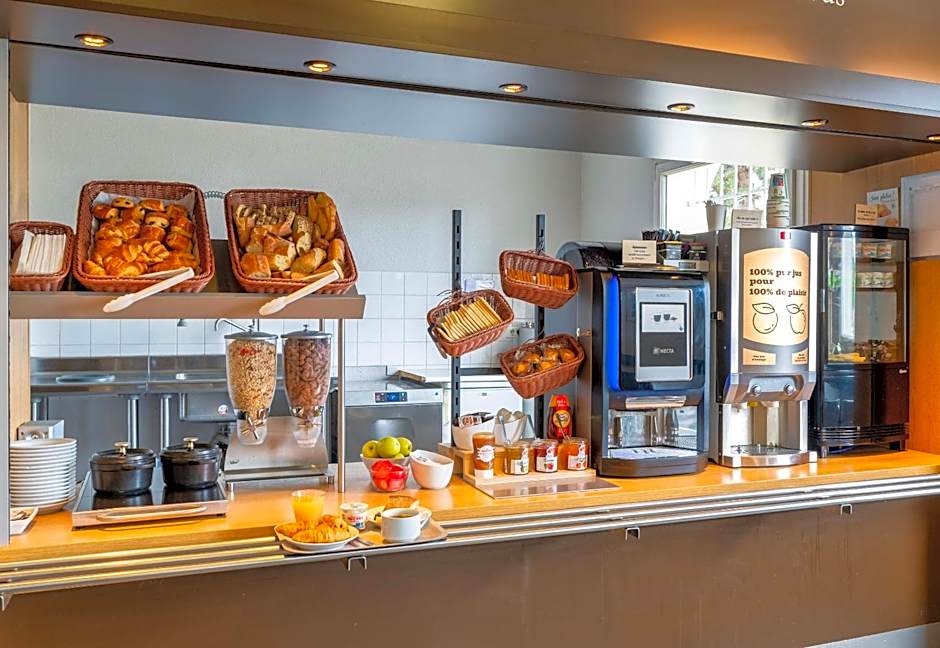 B&B Hôtel Lyon Grand Stade Meyzieu