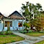 Swartberg Hotel, Cork Tree Collection