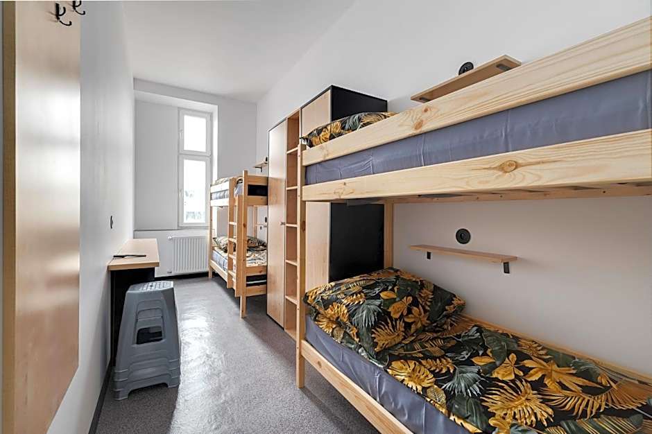 Najtańsze noclegi Piłsudskiego 93