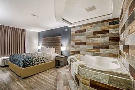 King Room with Spa Bath