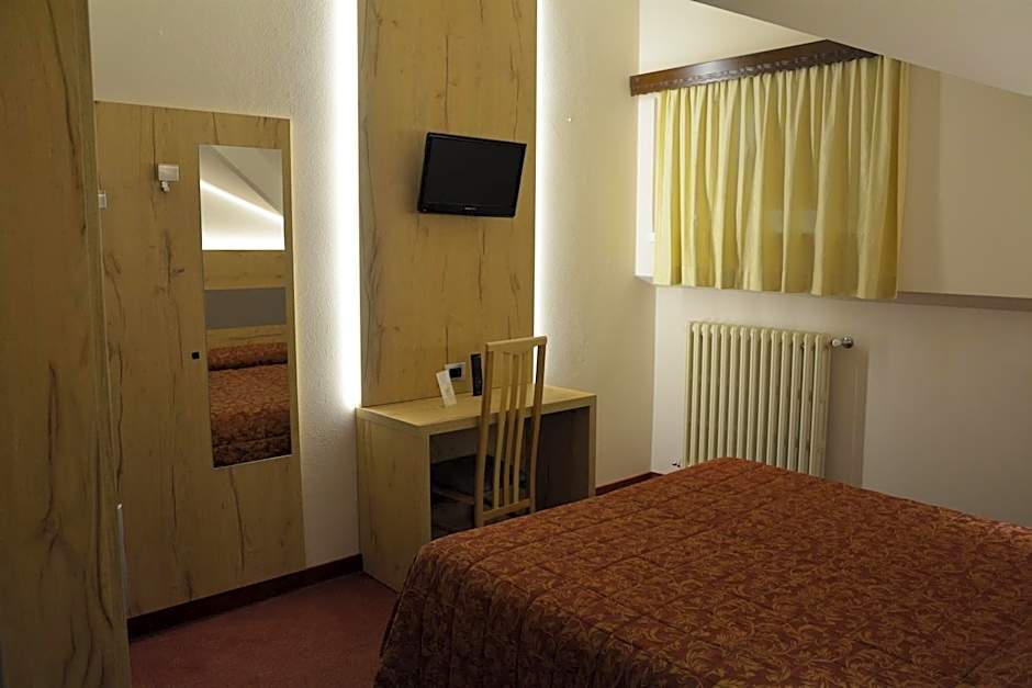 Hotel Des Alpes