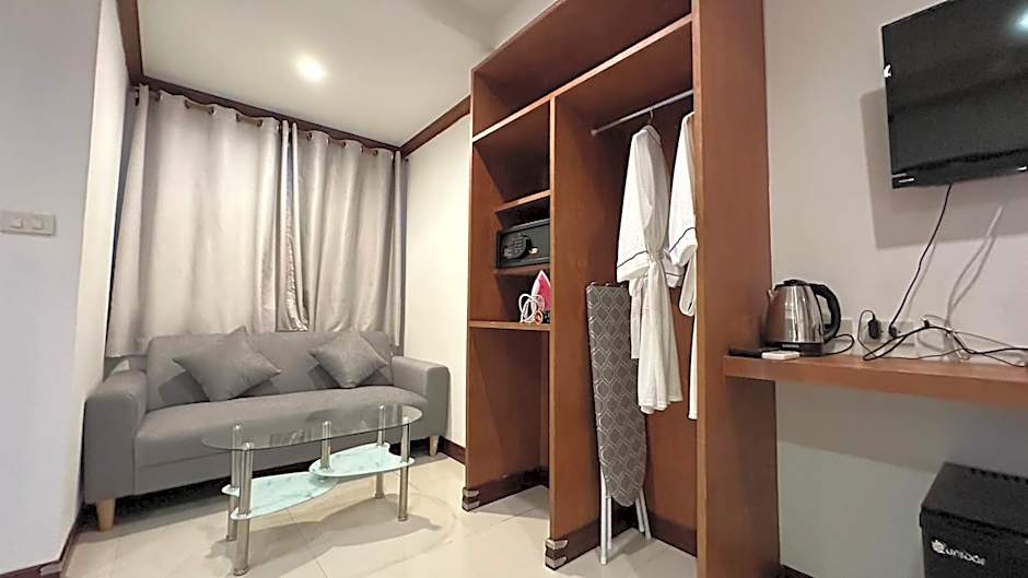 COZY Residence Patong