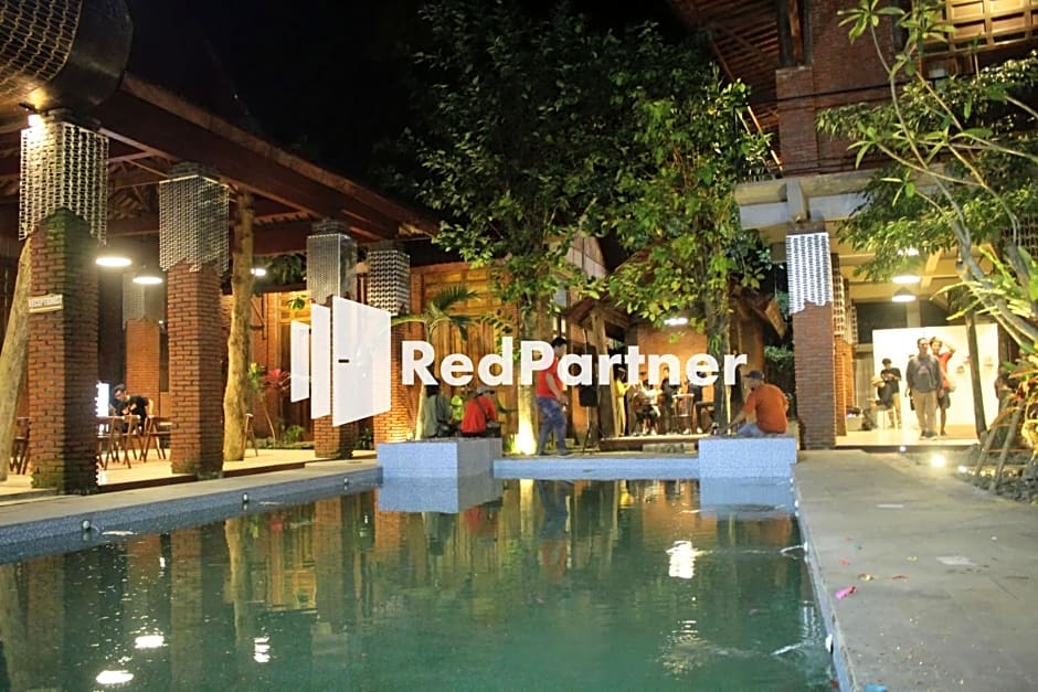Djawata Resort & Gallery near Desa Wisata Kasongan Yogyakarta RedPartner