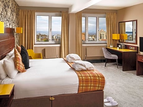 Privilege room with 1 double bed and sea view