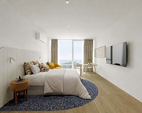 Deluxe Double Room with Balcony and Sea View
