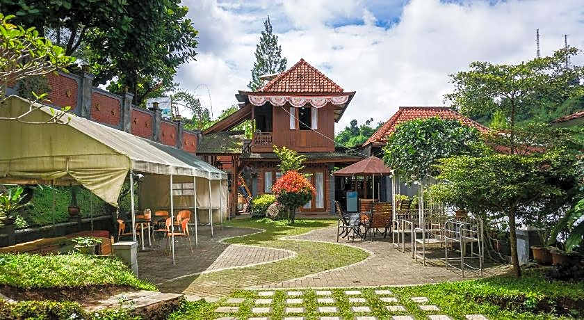 Bantal Guling Villa Lembang