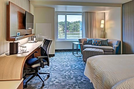 King Guest Room with River View