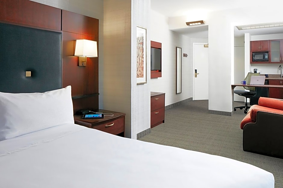 Club Quarters Hotel Faneuil Hall, Boston