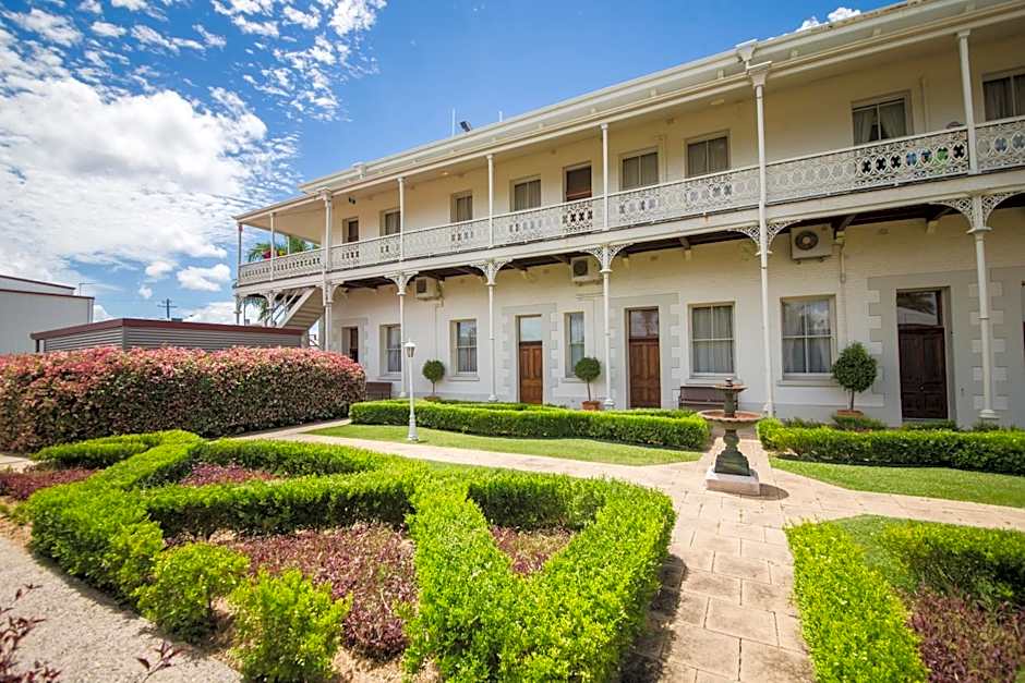 Denison Boutique Hotel